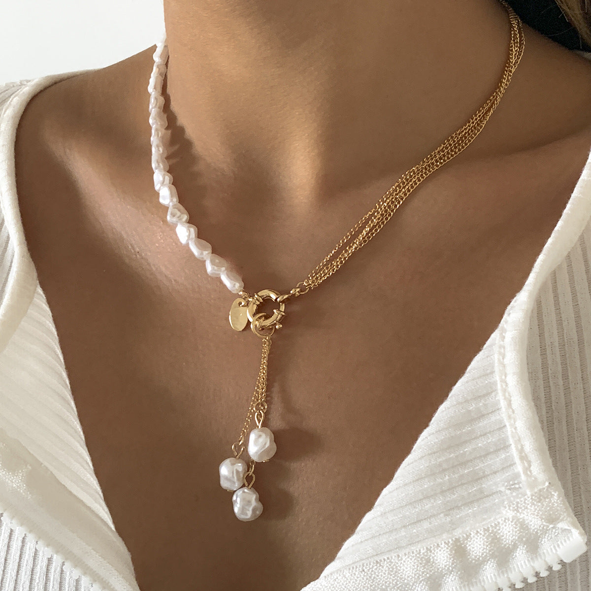 Metal Multilayered Chain Irregular Fashion Pearl Pendant Necklace