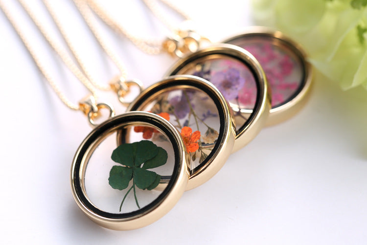 Dried Floral Necklace