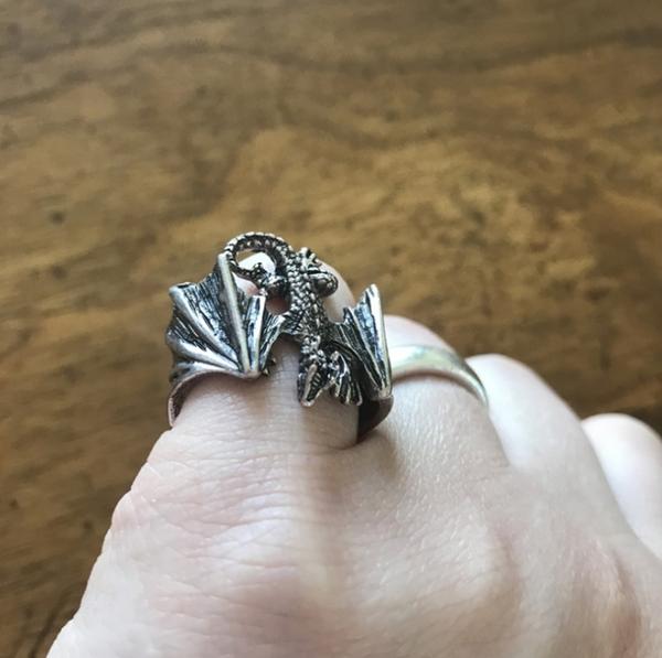 Glow In The Dark Roosting Dragon Ring