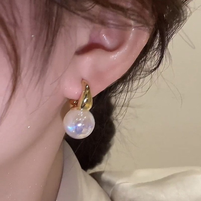 Mermaid Pearl Earrings