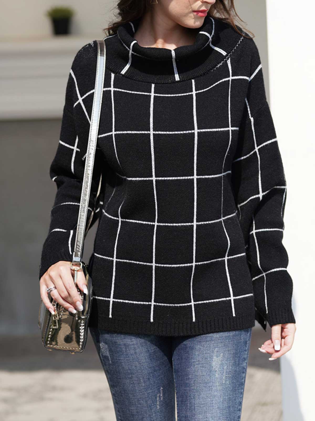 Turtleneck Slide Split Plaid Sweater