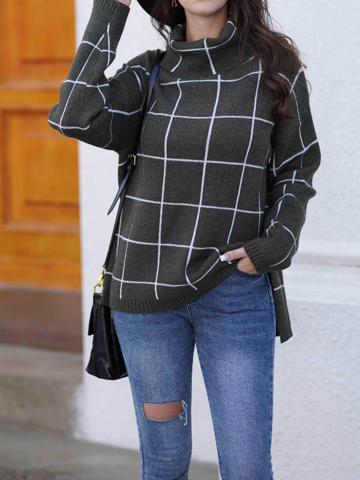 Turtleneck Slide Split Plaid Sweater