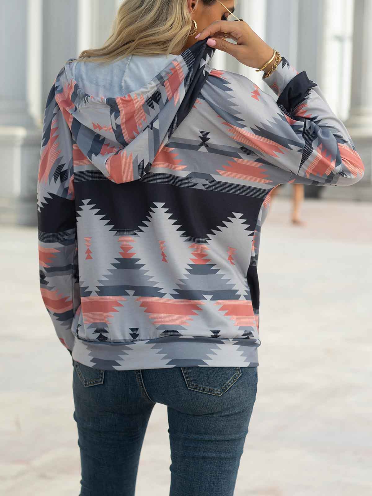 Geometric Print Hoodie with Pockets