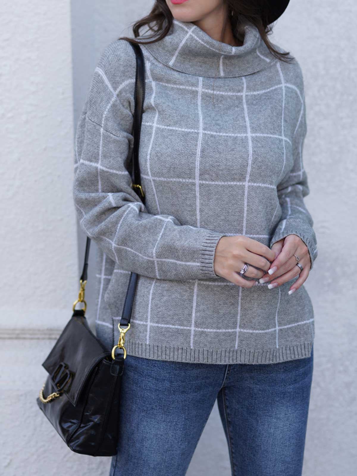 Turtleneck Slide Split Plaid Sweater