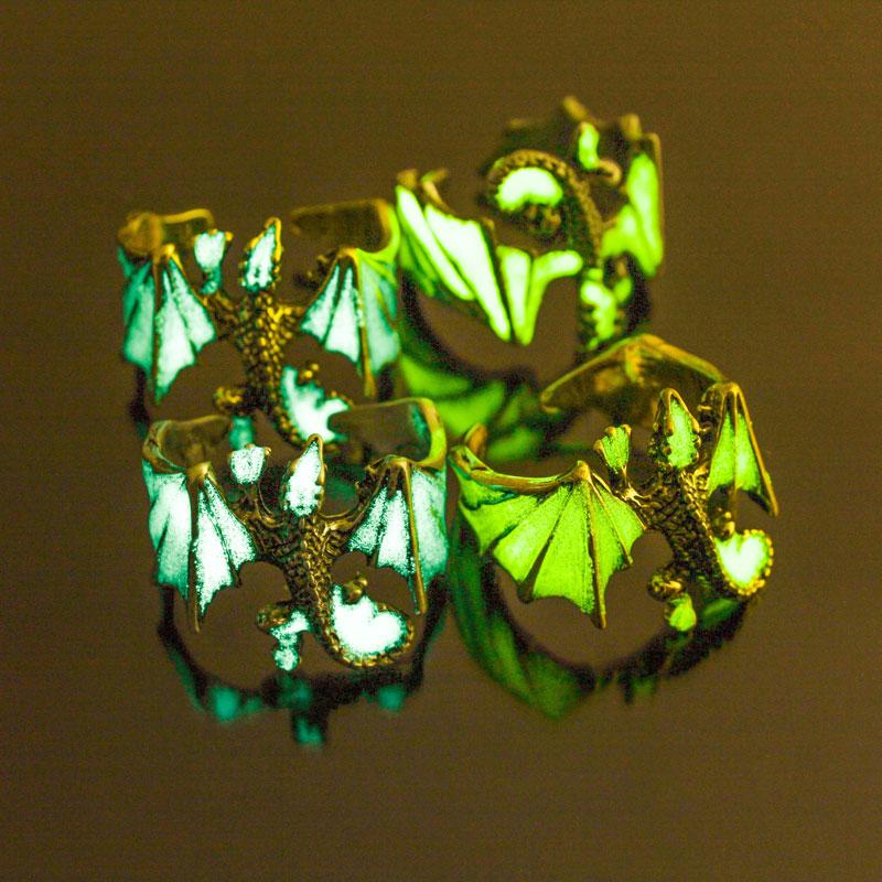 Glow In The Dark Roosting Dragon Ring