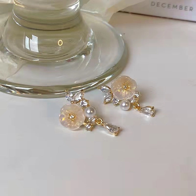 Magnolia Zircon Pearl Earrings