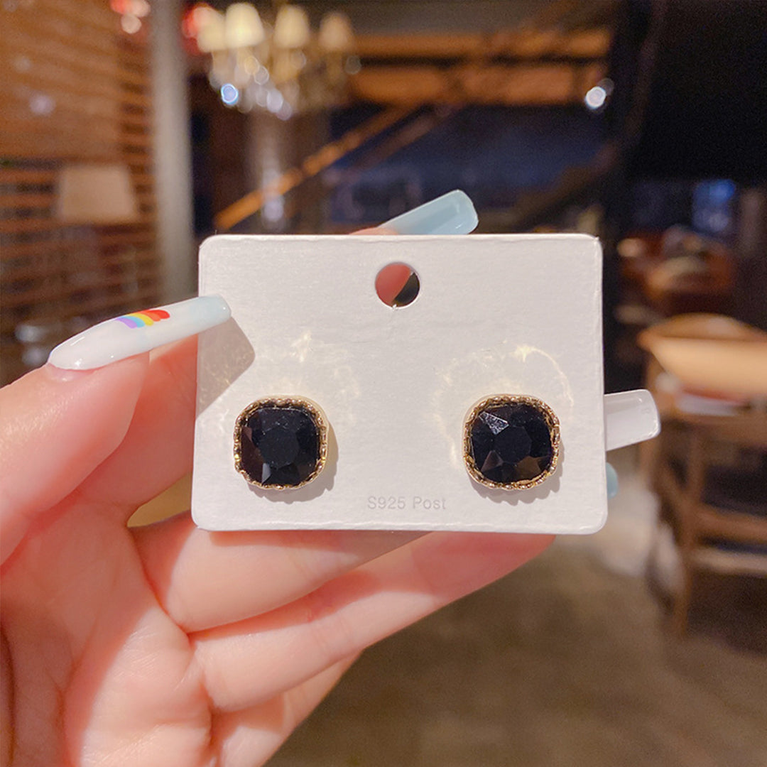 Square studded Earrings