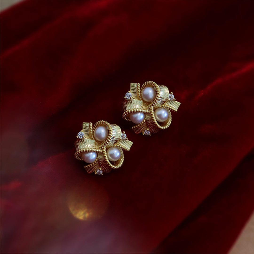 Spiral Retro Natural Pearl Earrings
