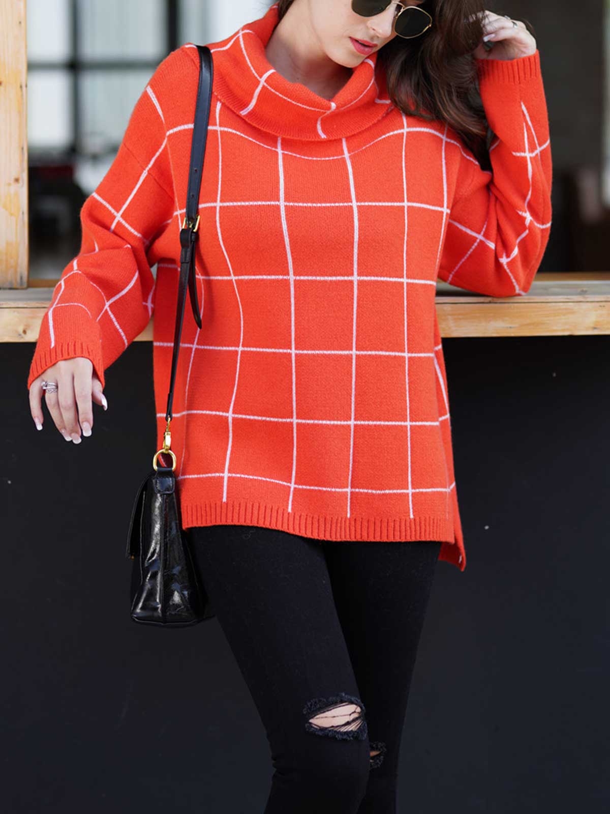 Turtleneck Slide Split Plaid Sweater