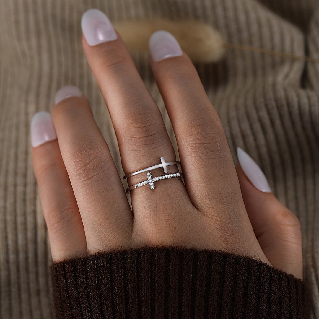 To My Daughter "Pray Through It" Twin Band Cross Ring - Gold