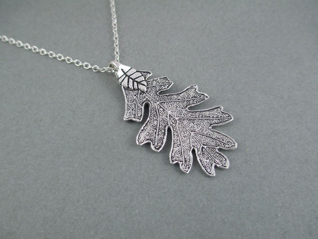 Ranger's Apprentice Oak Leaf Pendant