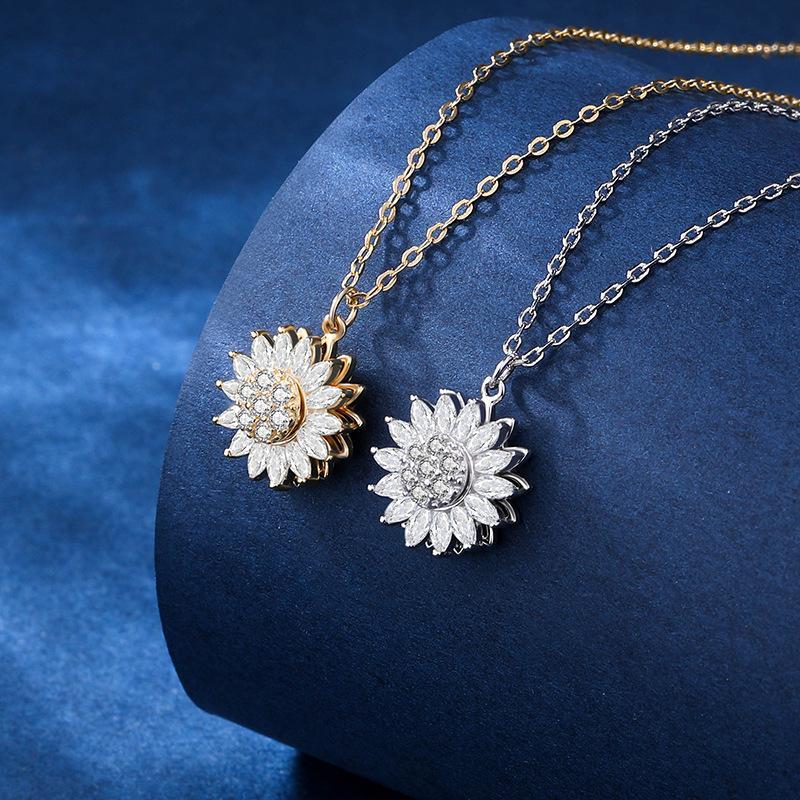 Rotatable Sunflower Necklace