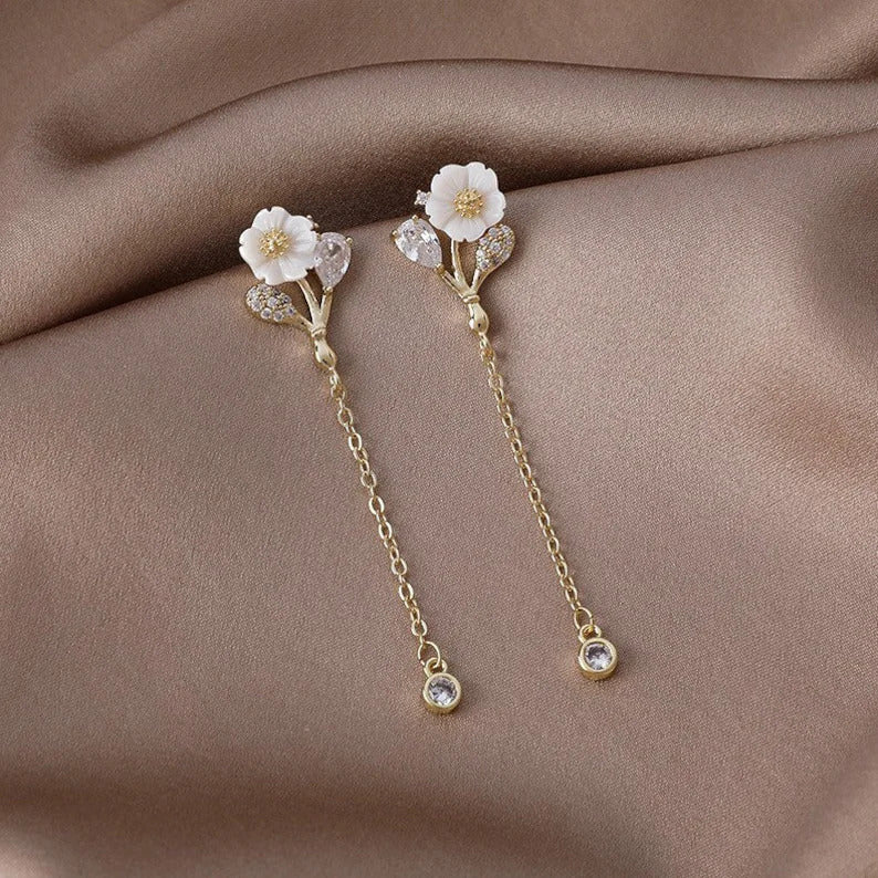 White flower earrings