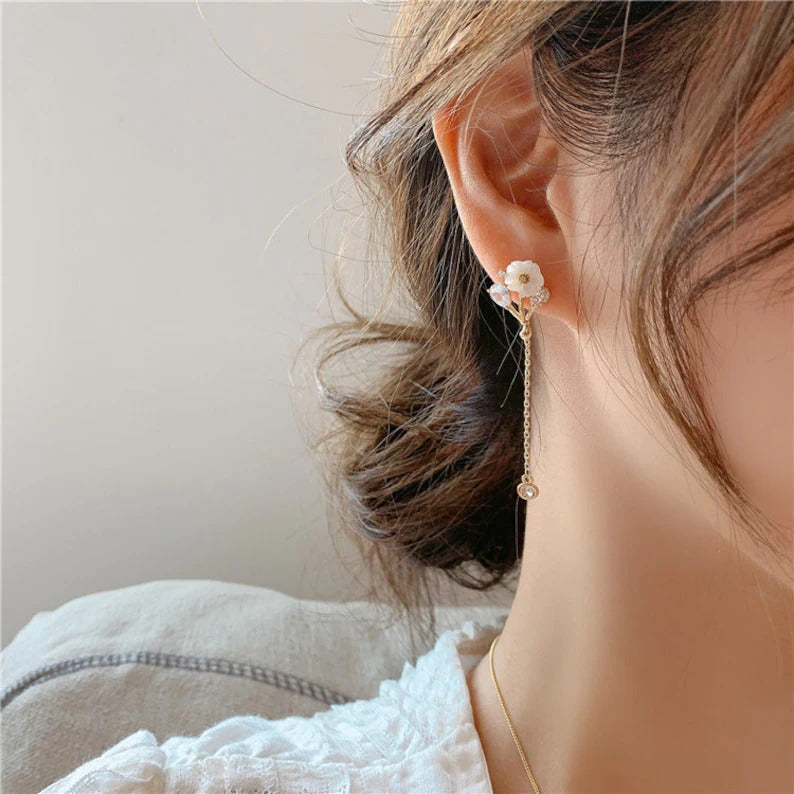 White flower earrings