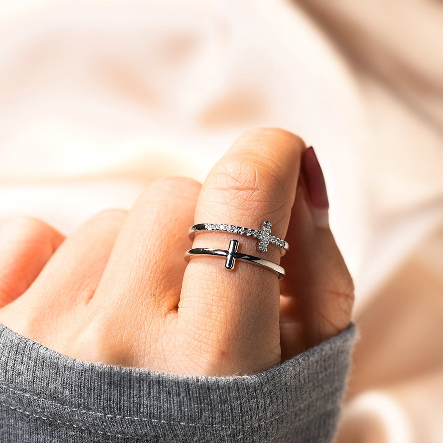 To My Daughter "Pray Through It" Twin Band Cross Ring - Gold