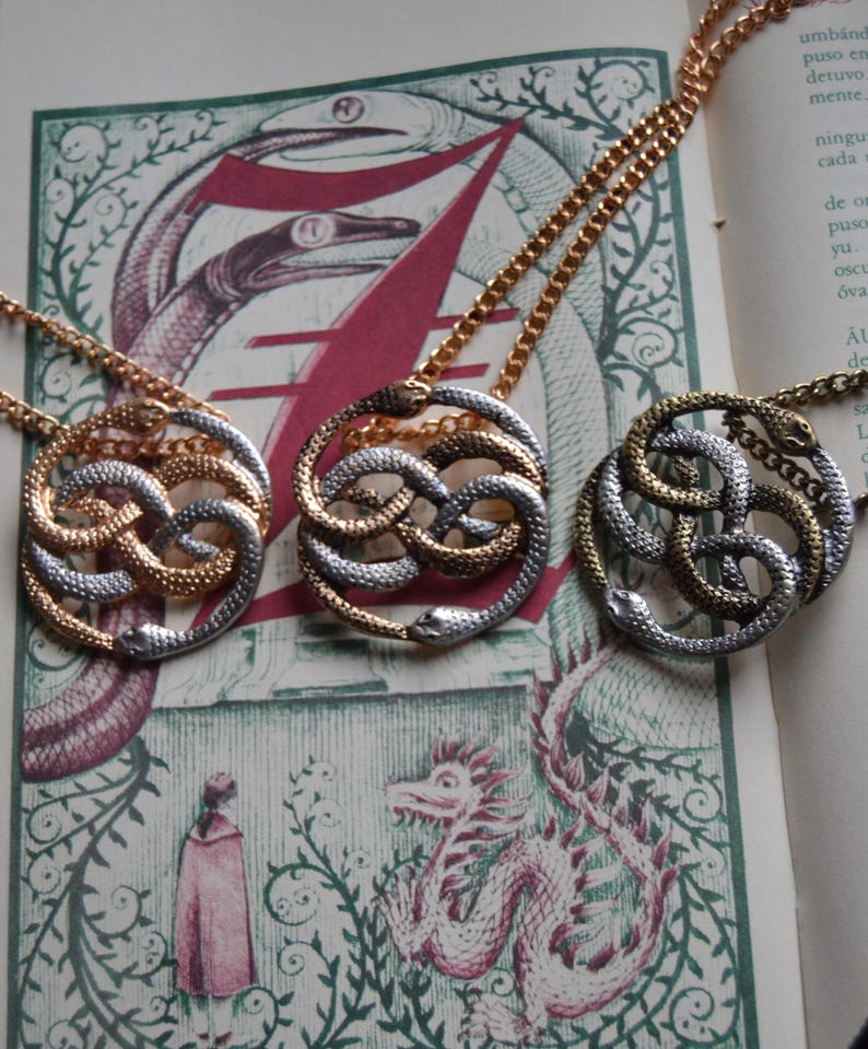 Auryn necklace