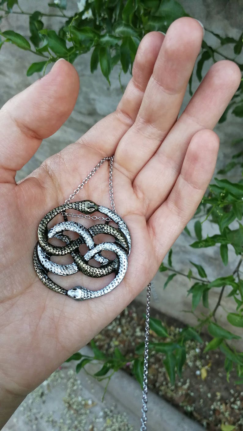 Auryn necklace