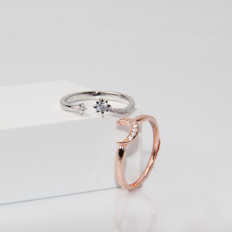 Moon and Star Ring Set