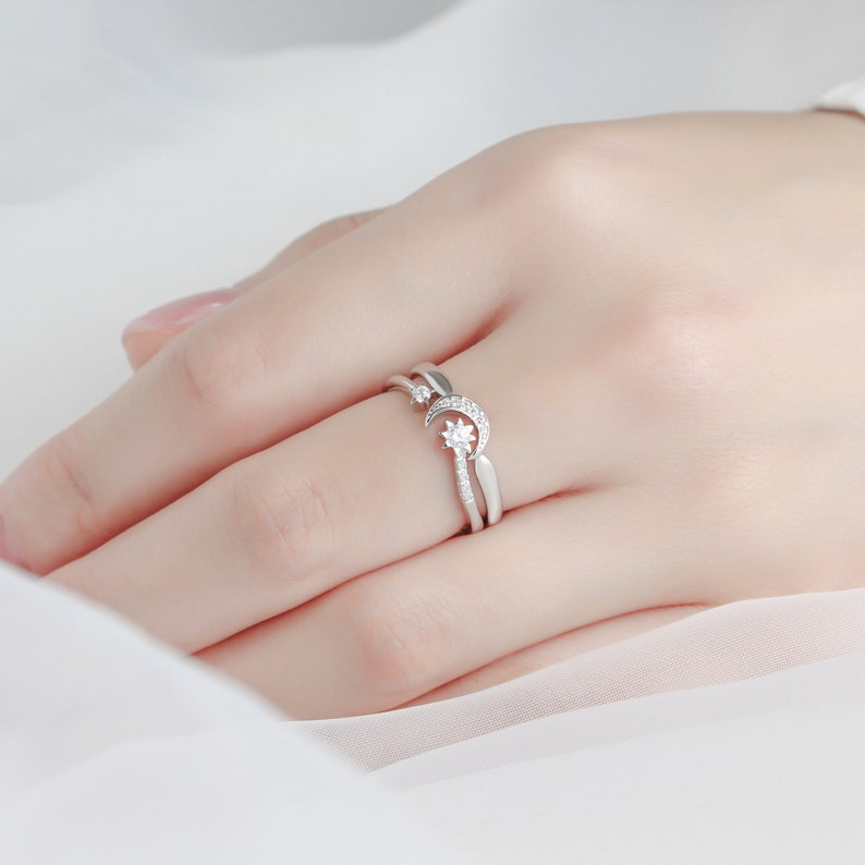 Moon and Star Ring Set