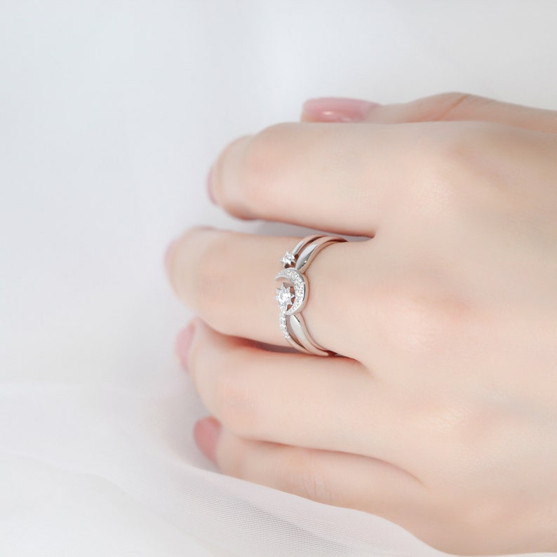 Moon and Star Ring Set