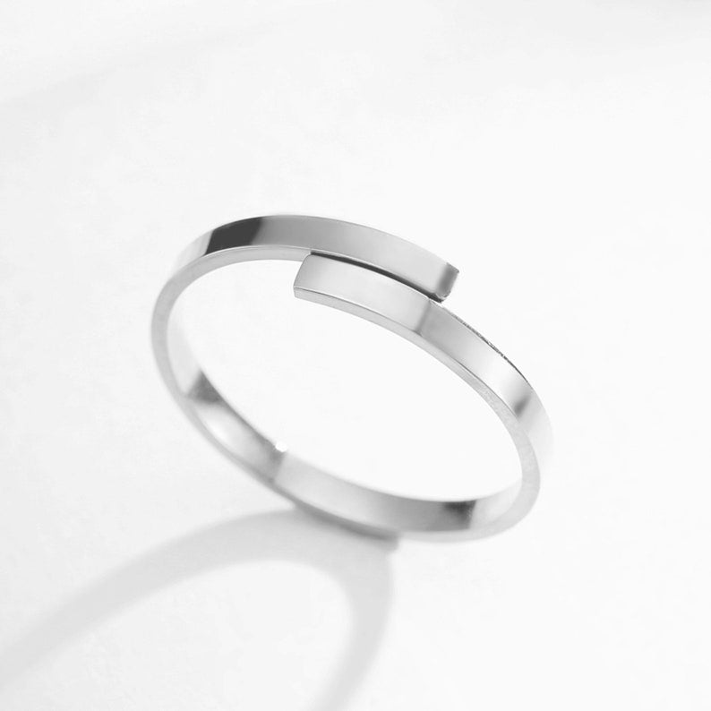 Dainty Name Ring