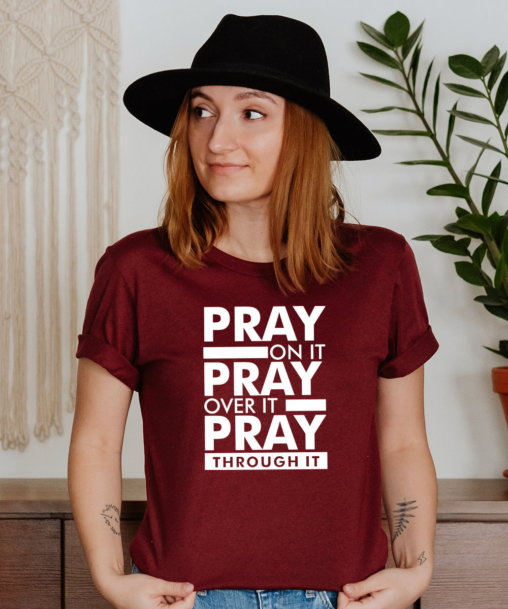 'Pray On It' Unisex Relax Fit T-Shirt